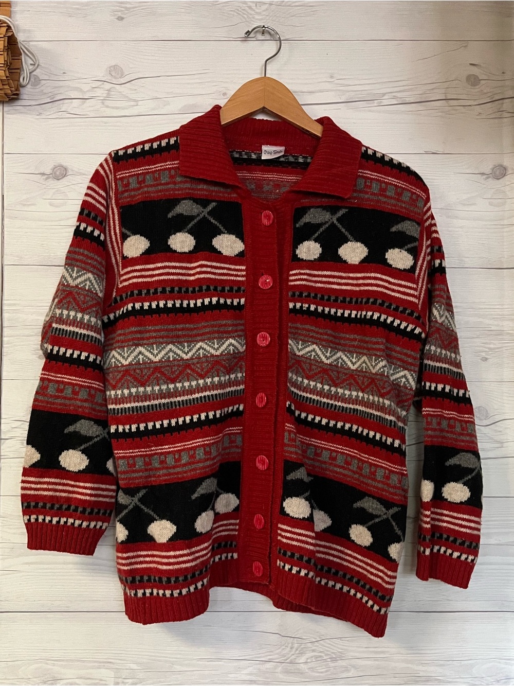 Vtg Cherry Fair Isle Turkish Wool Cardigan Sweater Knit Medium